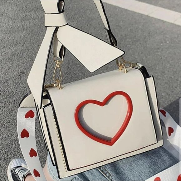 Handbags - Heart Detailed Purse